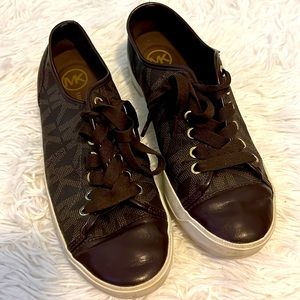 Michael Kors sneakers womens 8.5! Very lightly worn!